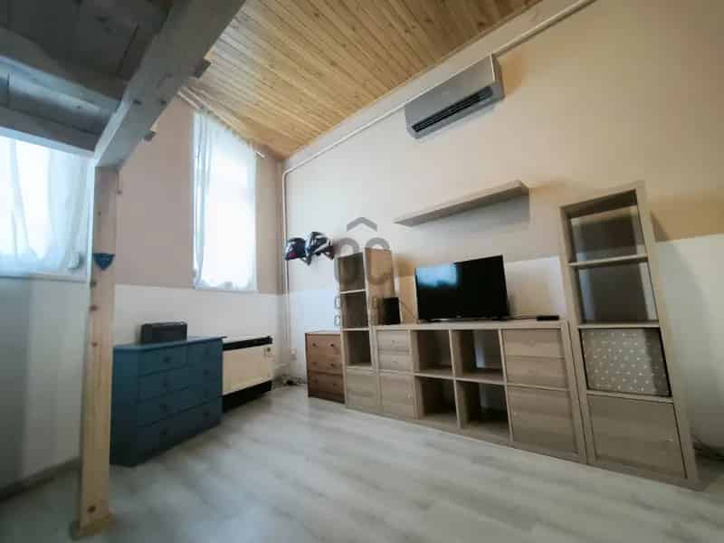 Ház Kiadó , Budapest, Közép-Magyarország