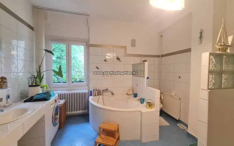 Ház Kiadó , Budapest, Közép-Magyarország