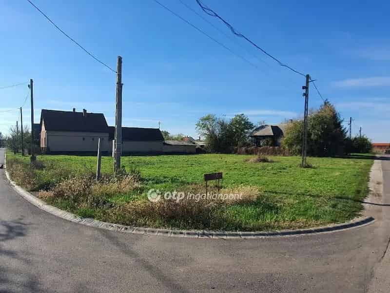 Telek Kiadó , Püspökladányi járás, Alföld és Észak