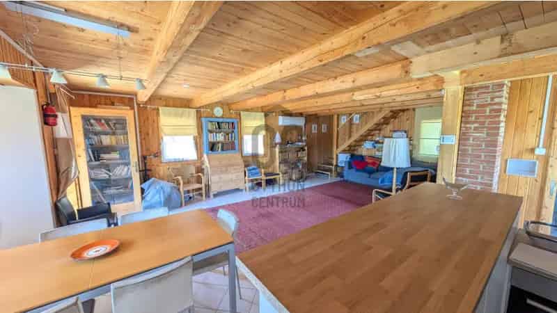 Balatonakarattyai eladó nyaraló, NY012421