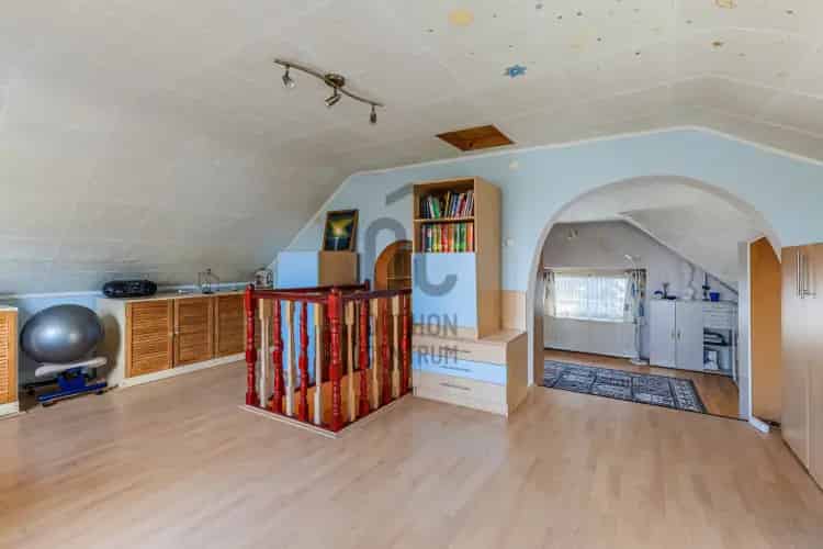 Fóti eladó családi ház, H500227