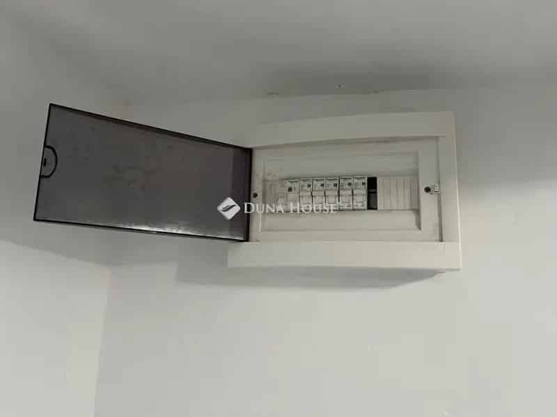 Ház Kiadó , Monori járás, Közép-Magyarország