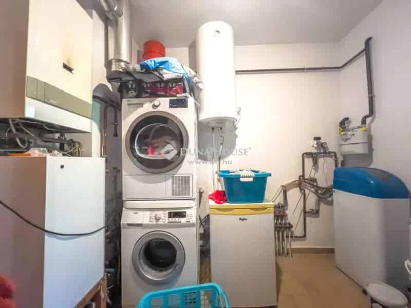 Ház Eladó , Biatorbágy, Közép-Magyarország