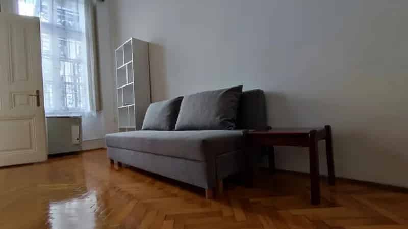Budapest VI kerület Andrássy út Garzonlakás Kiadó