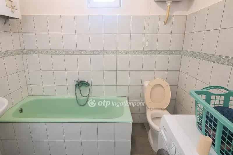 Ház Kiadó , Budapest, Közép-Magyarország