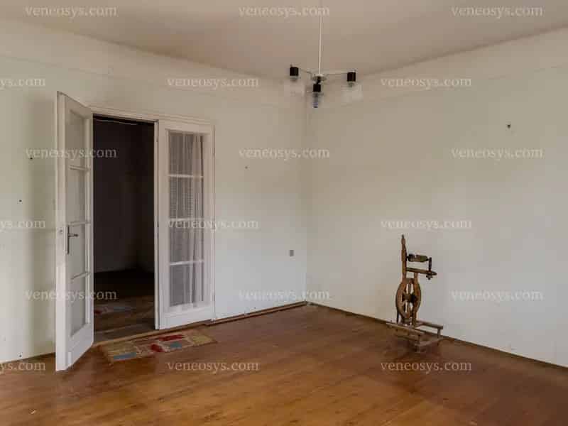 🏡 Eladó 4+1 szobás családi ház Baja belvárosában!