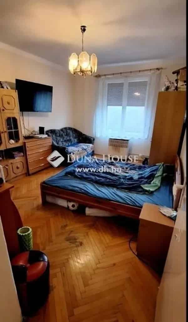 Lakás Kiadó , 9, Bajcsy-Zsilinszky utca, Pécs, Dunántúl