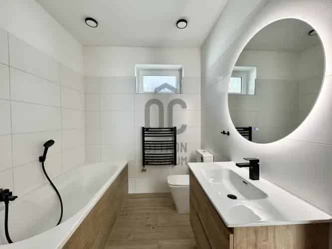 Kisbajcsi eladó újépítésű ikerház, U0047804