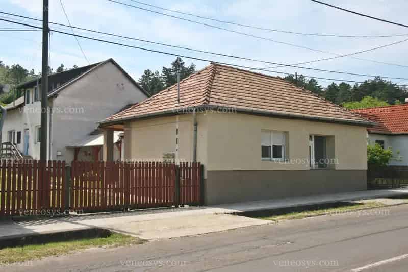 KIS HÁZ, JÓ ÁRON !!!