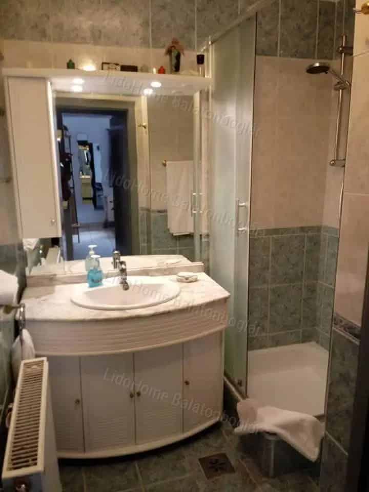 Ház Kiadó , Keszthelyi járás, Dunántúl