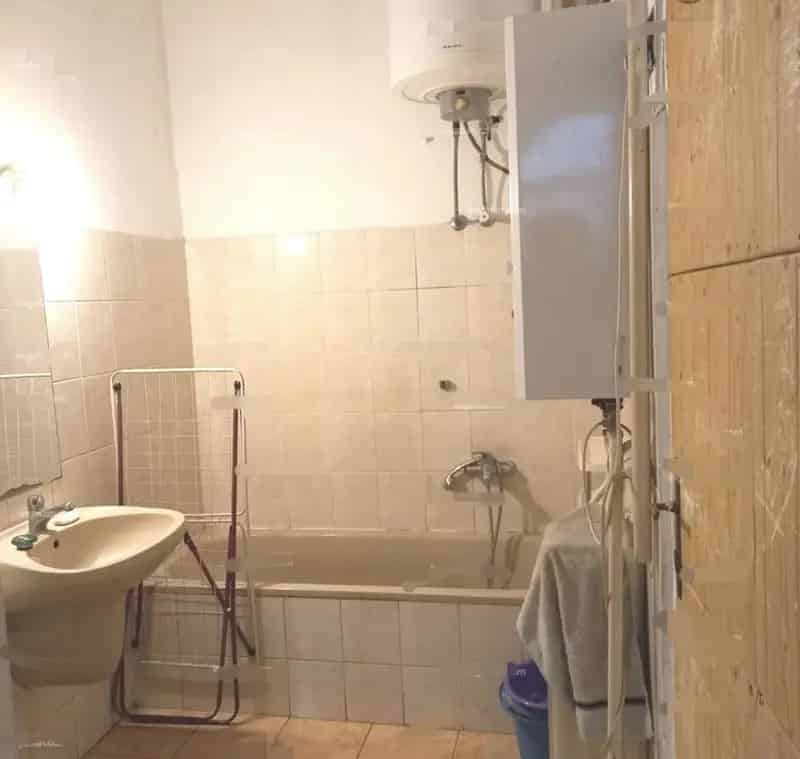 XV Ker Hubay Jenő tér közelében 2 szobás házrész kiadó