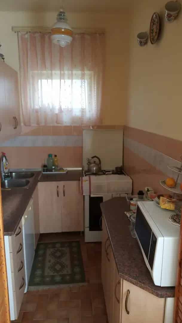 Ház Kiadó , Gödöllői járás, Közép-Magyarország