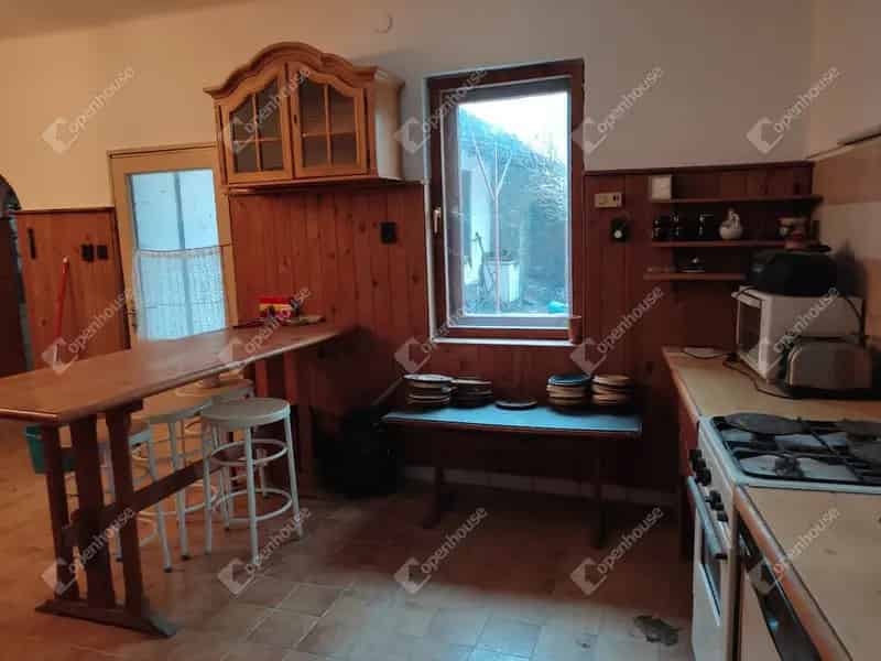 Ház Kiadó , Celldömölki járás, Dunántúl
