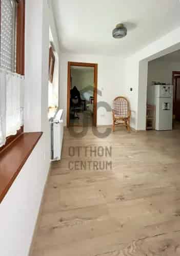 Balatonkenesei eladó családi ház, H493817
