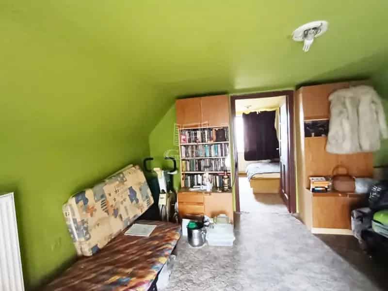 Ház Kiadó , Budapest, Közép-Magyarország