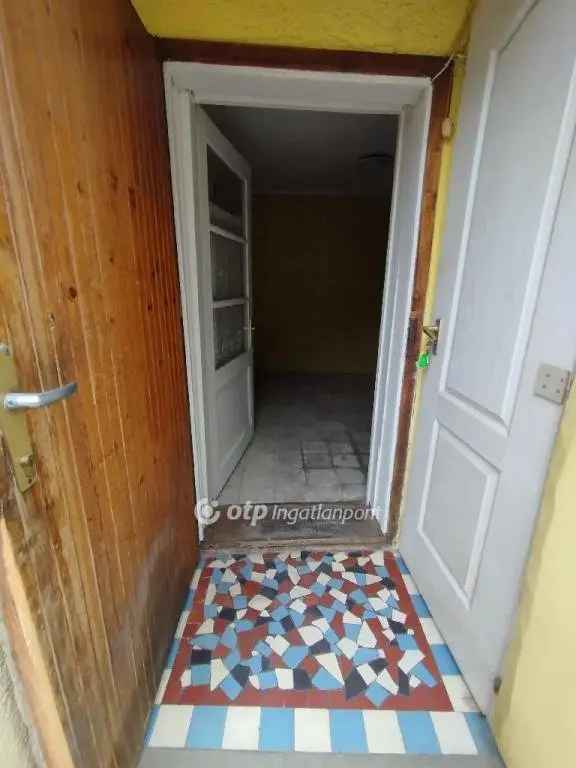 Ház Kiadó , Pécsi járás, Dunántúl