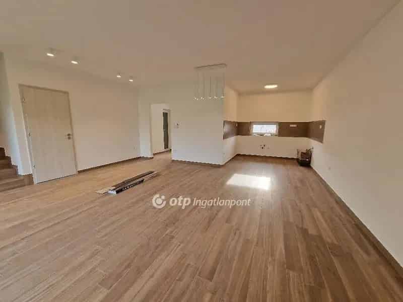 Ház Kiadó , Hajdúszoboszlói járás, Alföld és Észak