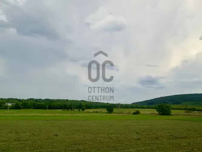 Balatonhenyei eladó telek, T035958