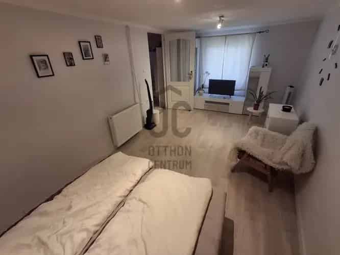 Ceglédi eladó házrész, H490420