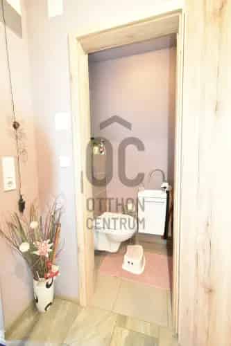 Tápiósági eladó családi ház, DHZ016303