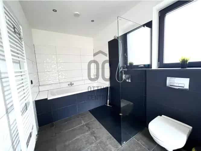 Pécsi eladó családi ház, DHZ011444