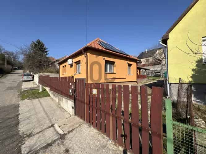 Péceli eladó családi ház, H498624