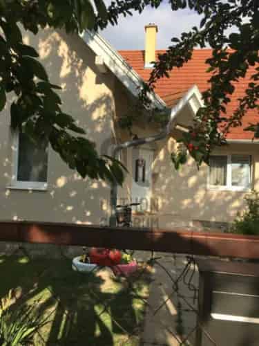 Balatonvilágosi eladó családi ház, H502123