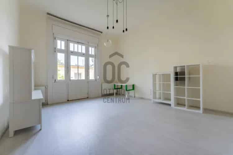 Budapest II. kerületi eladó lakás, H504853