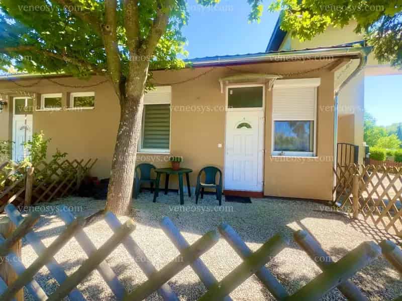 Kis nyaraló nagy lehetőségekkel – Hévíz mellett, Alsópáhokon