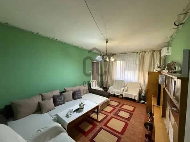 Budapest XV. kerületi eladó panel lakás, DLK055225