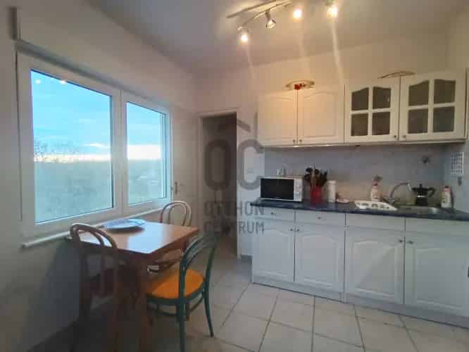 Kővágóörsi eladó nyaraló, NY012443