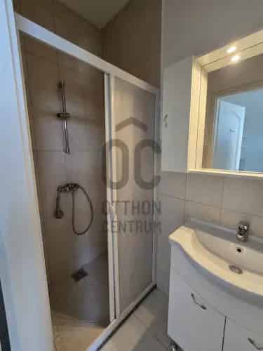 Mogyoródi eladó családi ház, H497401