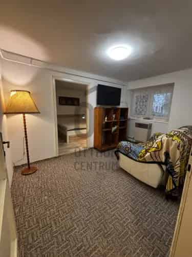 Pécsi eladó lakás, H505883