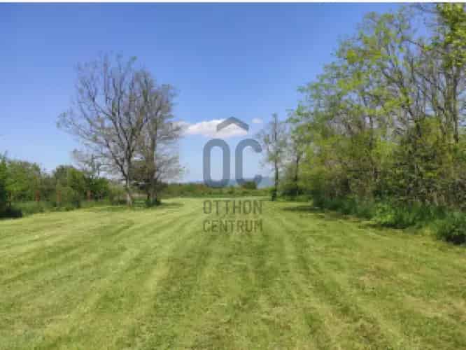 Balatonberényi eladó telek, T040567