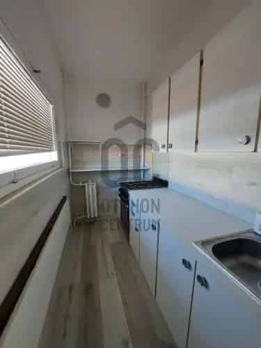 Budapest X. kerületi kiadó panel lakás, H506156