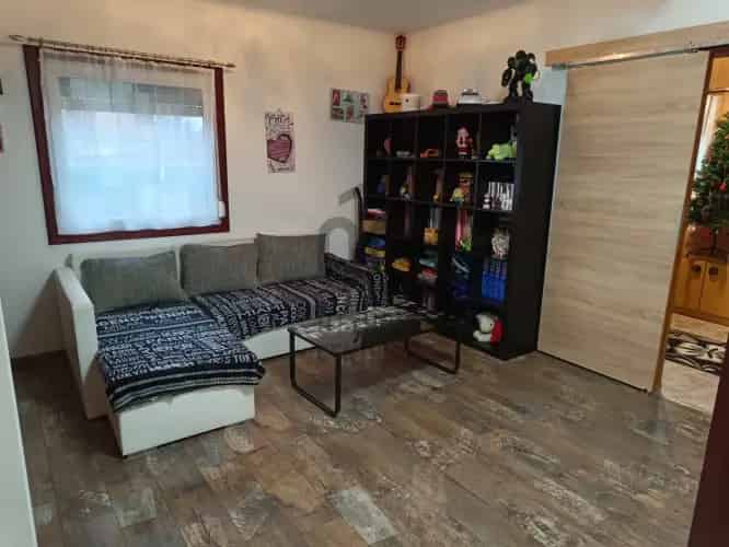 Úrii eladó családi ház, DHZ089964